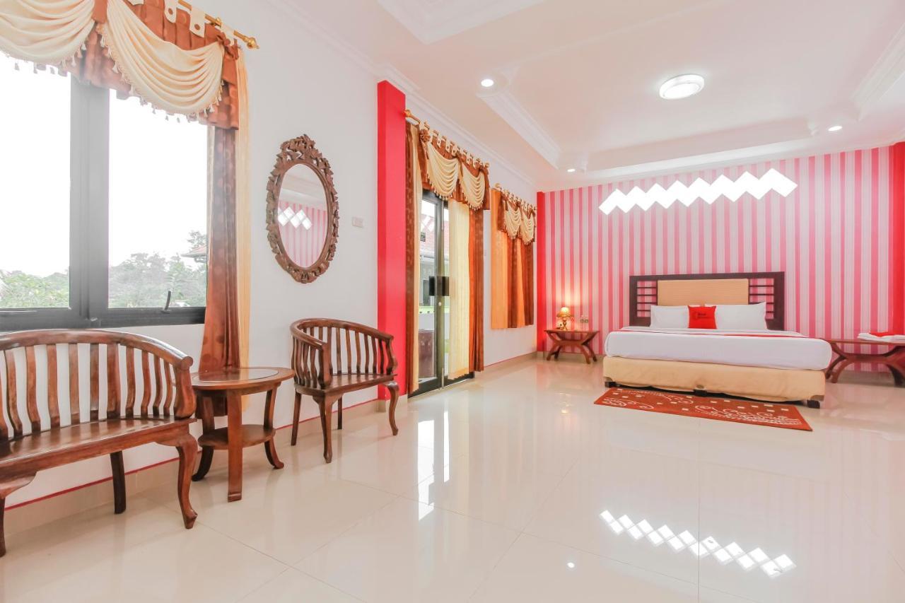 Oyo 2186 Esbe Hotel Syariah Танджунгпандан Экстерьер фото