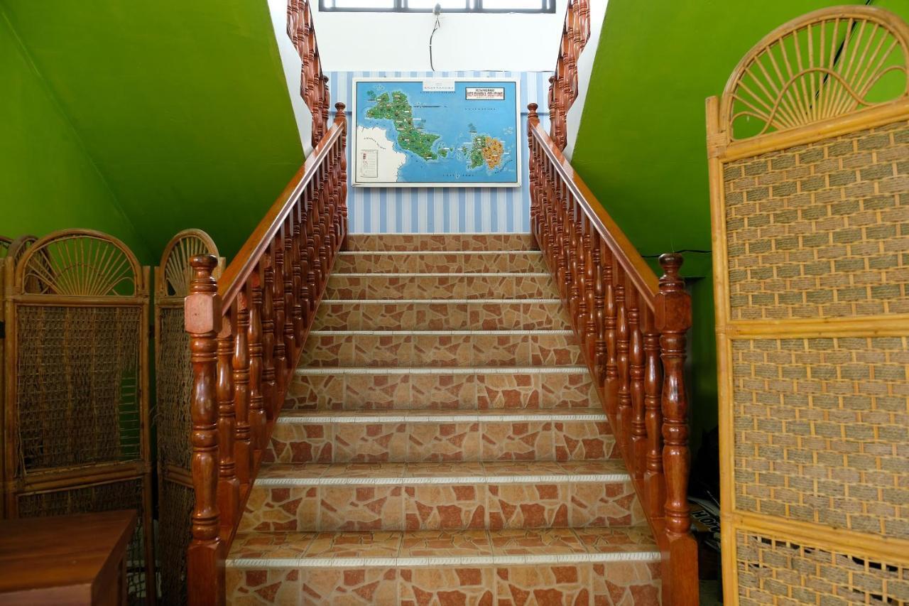 Oyo 2186 Esbe Hotel Syariah Танджунгпандан Экстерьер фото